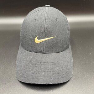 Nike Black Baseball Hat Size 7 1/8